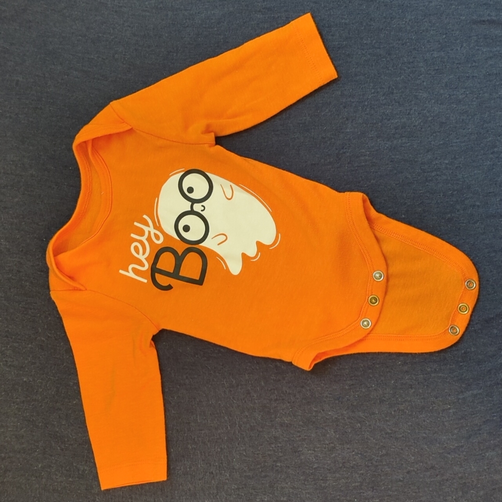 Halloween onesie newborn or 0-3 month